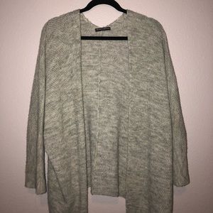 BRANDY MELVILLE cardigan